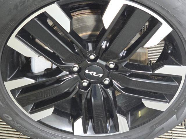 used 2023 Kia Telluride car, priced at $35,182