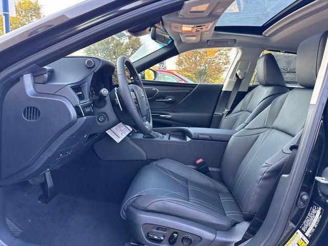 new 2025 Lexus ES 300h car, priced at $56,225