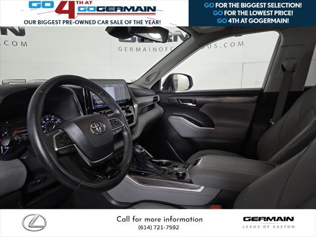 used 2021 Toyota Highlander car, priced at $35,215