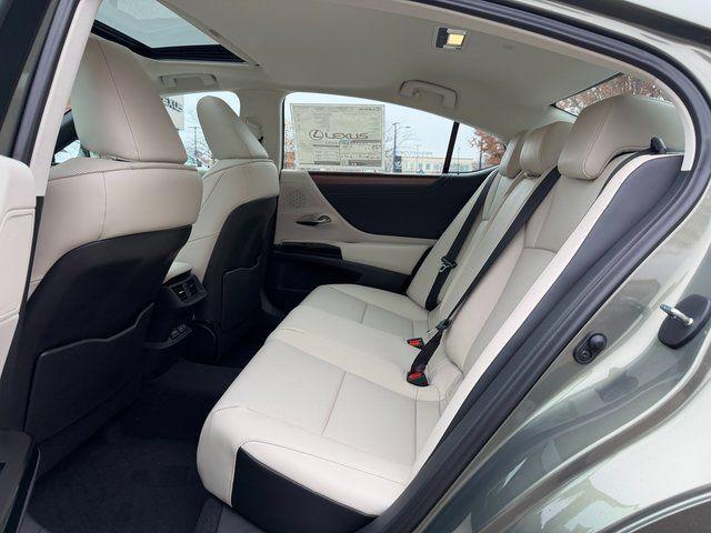 new 2025 Lexus ES 350 car, priced at $47,830
