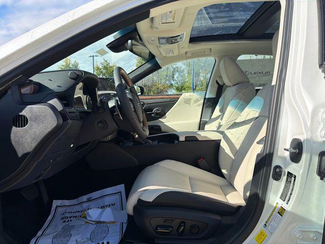 new 2025 Lexus ES 350 car, priced at $54,167