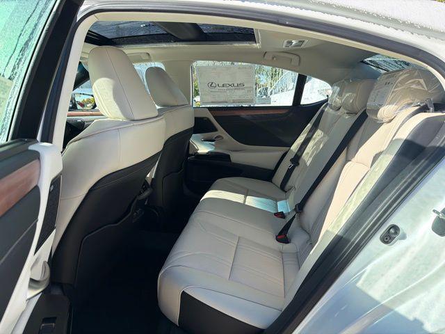 new 2025 Lexus ES 350 car, priced at $54,167