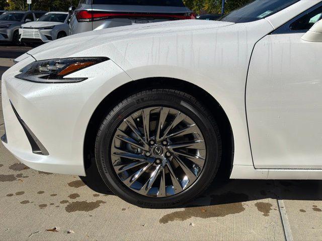 new 2025 Lexus ES 350 car, priced at $54,167