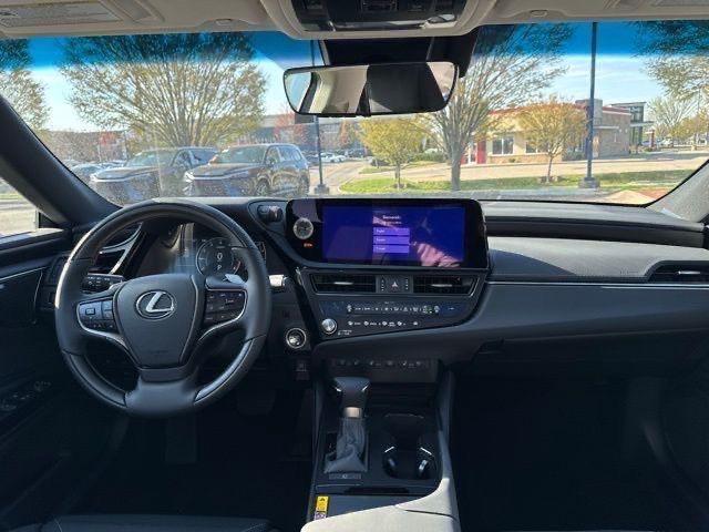 new 2025 Lexus ES 350 car, priced at $55,625