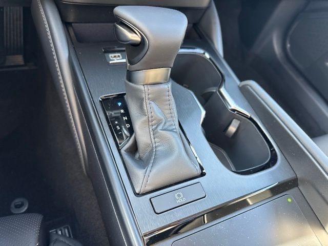 new 2025 Lexus ES 350 car, priced at $55,625