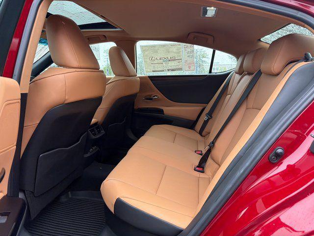 new 2025 Lexus ES 300h car, priced at $50,643