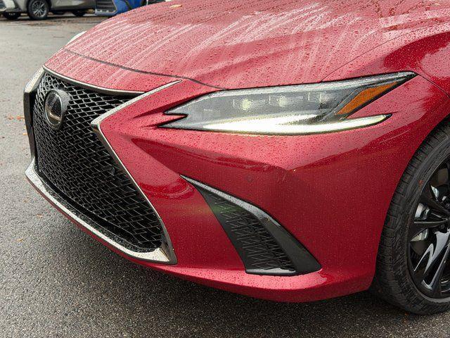 new 2025 Lexus ES 300h car, priced at $50,643