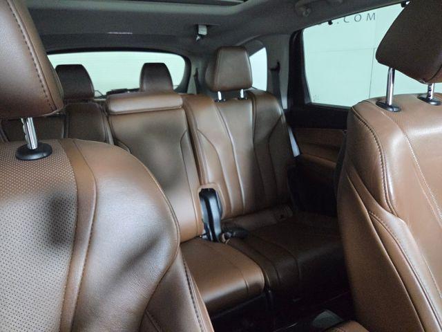 used 2022 Acura MDX car, priced at $37,991