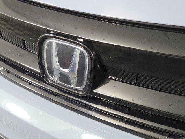 used 2022 Honda Pilot car, priced at $28,122