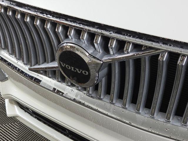 used 2025 Volvo XC90 Plug-In Hybrid car, priced at $55,702