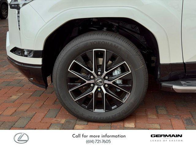 new 2025 Lexus GX 550 car, priced at $75,667
