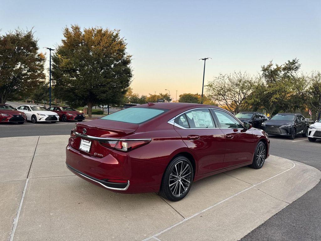 new 2025 Lexus ES 300h car, priced at $49,142