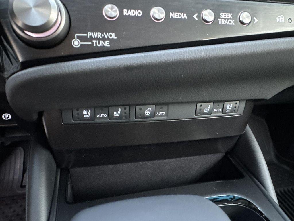 new 2025 Lexus ES 300h car, priced at $49,142