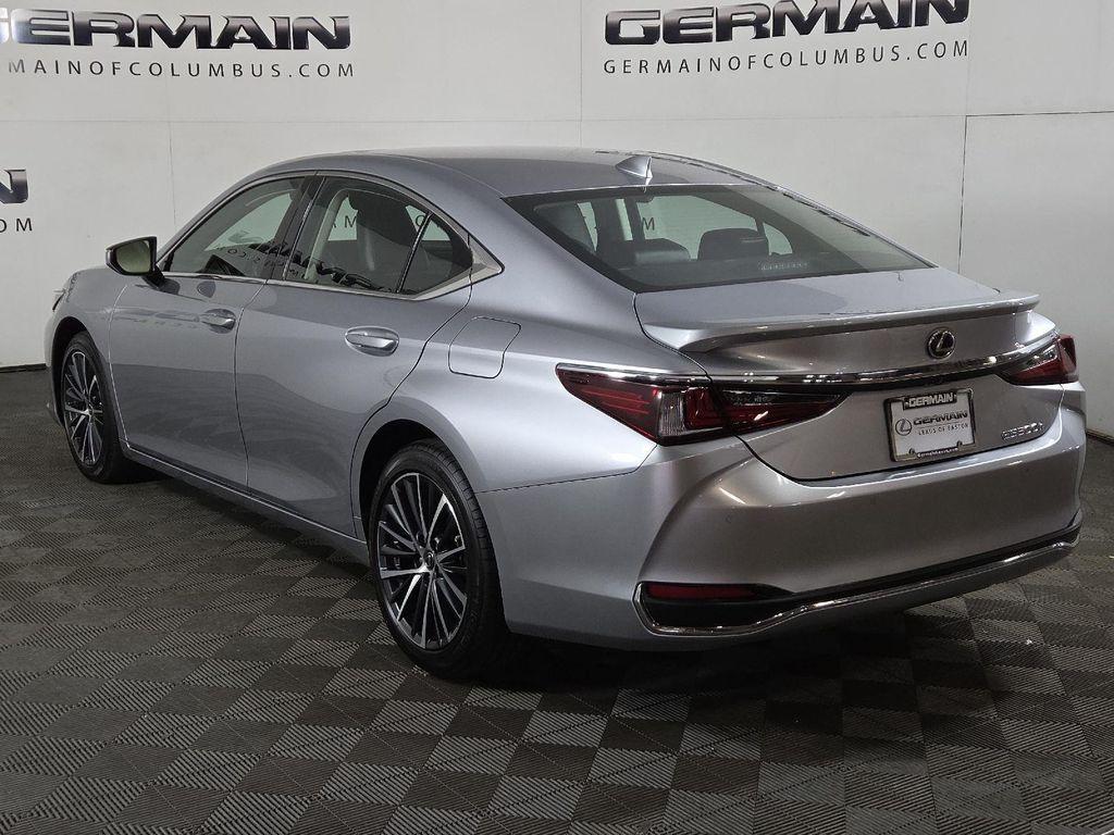 used 2025 Lexus ES 300h car, priced at $46,879