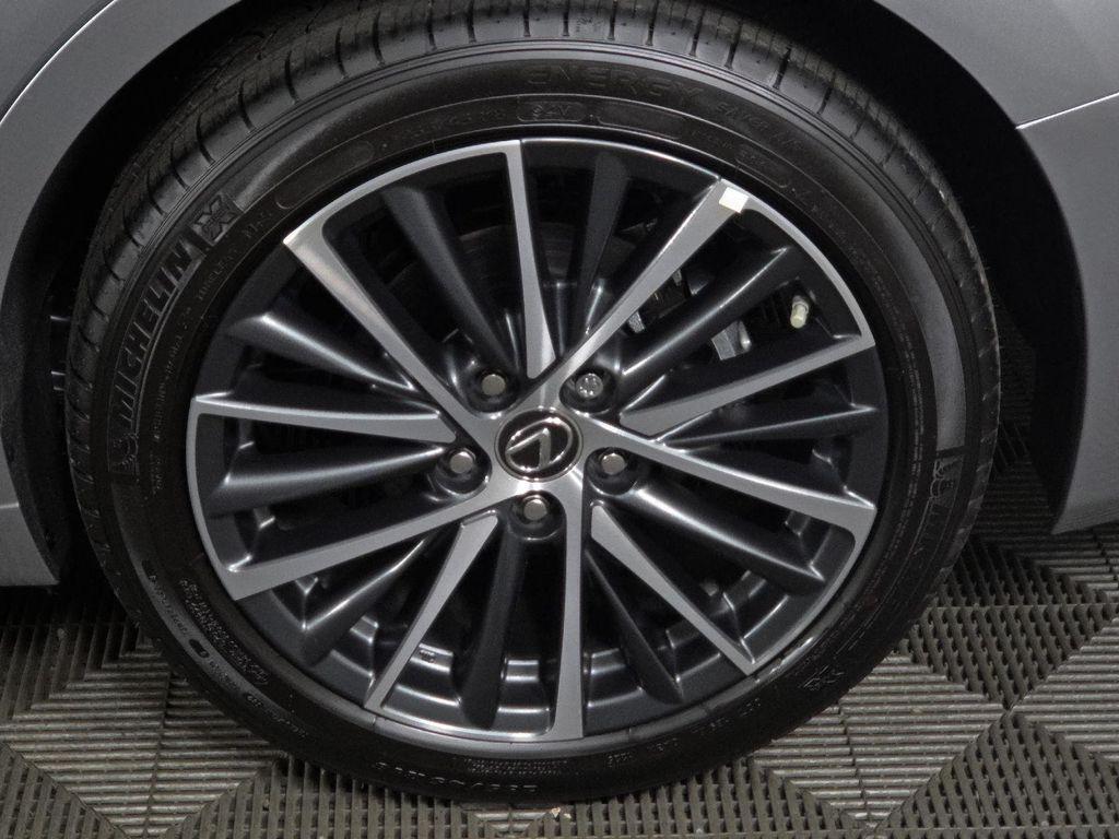 used 2025 Lexus ES 300h car, priced at $46,879
