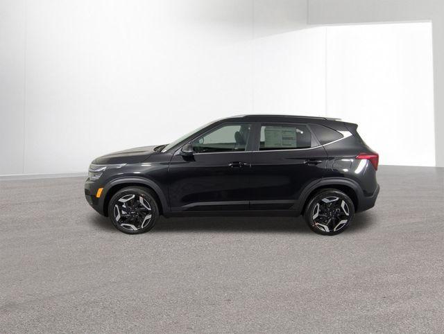 new 2025 Kia Seltos car, priced at $30,871