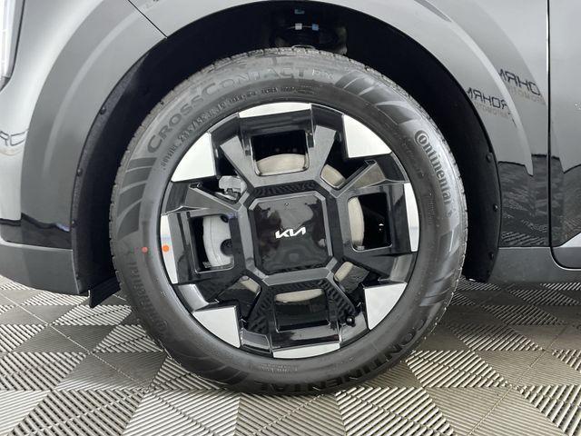 new 2026 Kia Carnival car, priced at $42,426