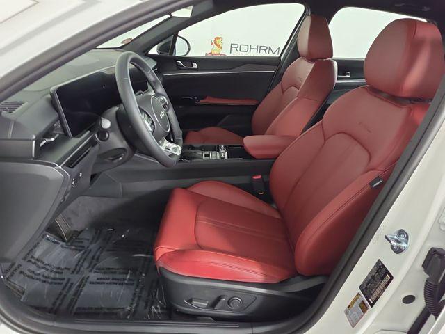 new 2025 Kia K5 car, priced at $30,370
