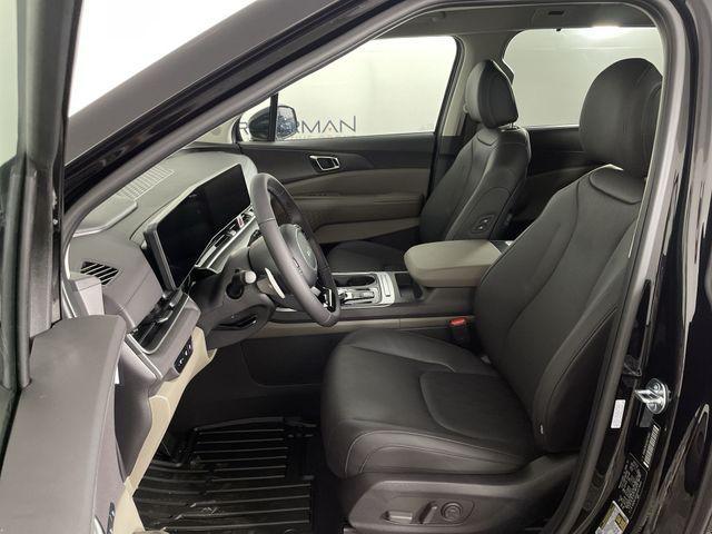 new 2025 Kia Carnival Hybrid car, priced at $42,320