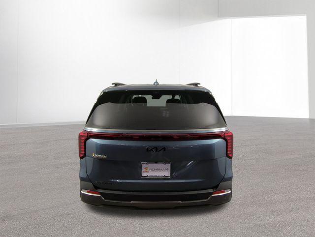 new 2025 Kia Carnival car, priced at $52,654