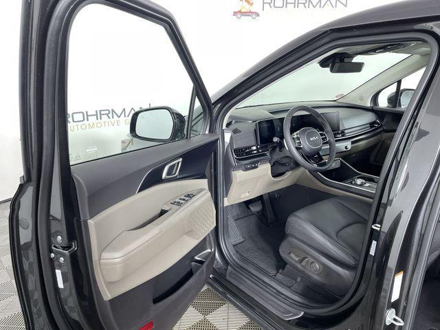 new 2026 Kia Carnival Hybrid car, priced at $41,357