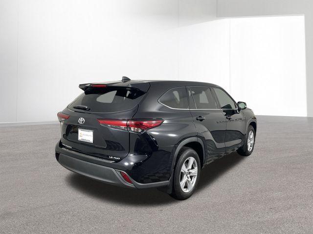 used 2020 Toyota Highlander car, priced at $25,356