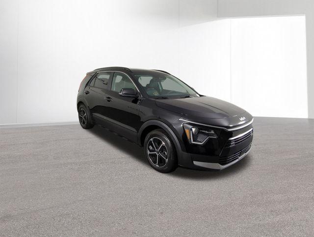 new 2025 Kia Niro car, priced at $30,121