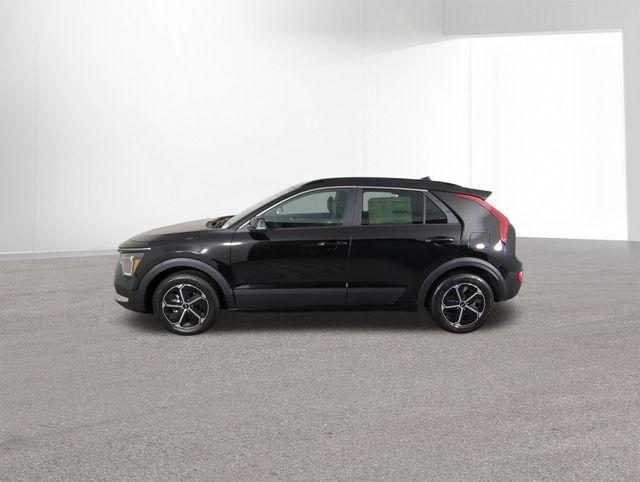 new 2025 Kia Niro car, priced at $30,121