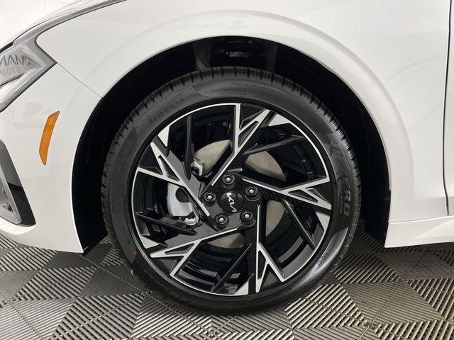 new 2025 Kia K5 car, priced at $31,367