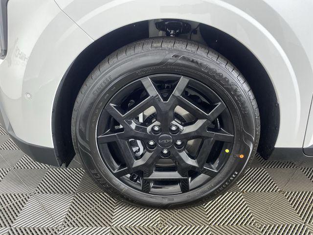 new 2026 Kia Carnival car, priced at $52,554