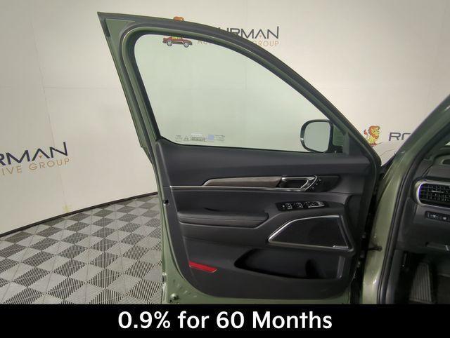 new 2025 Kia Telluride car, priced at $50,903