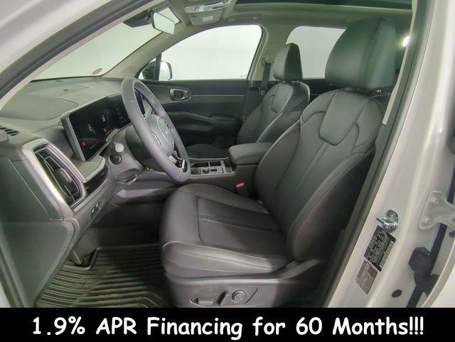 new 2025 Kia Sorento car, priced at $38,358
