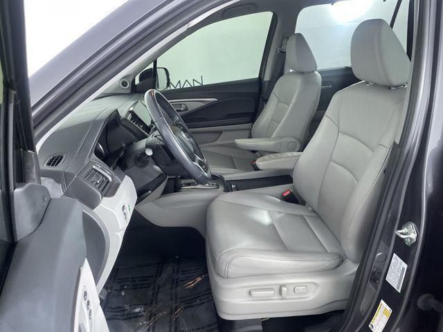 used 2022 Honda Pilot car, priced at $25,983