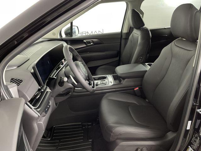 new 2025 Kia Carnival Hybrid car, priced at $47,925