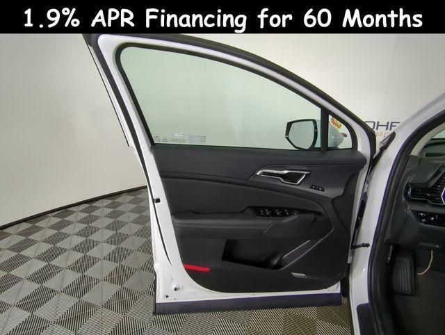 new 2025 Kia Sportage car, priced at $33,892