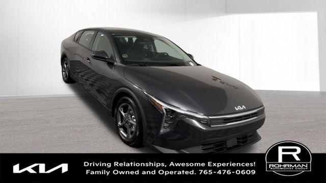 new 2025 Kia K4 car, priced at $22,099