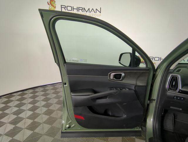 new 2026 Kia Sorento car, priced at $40,981