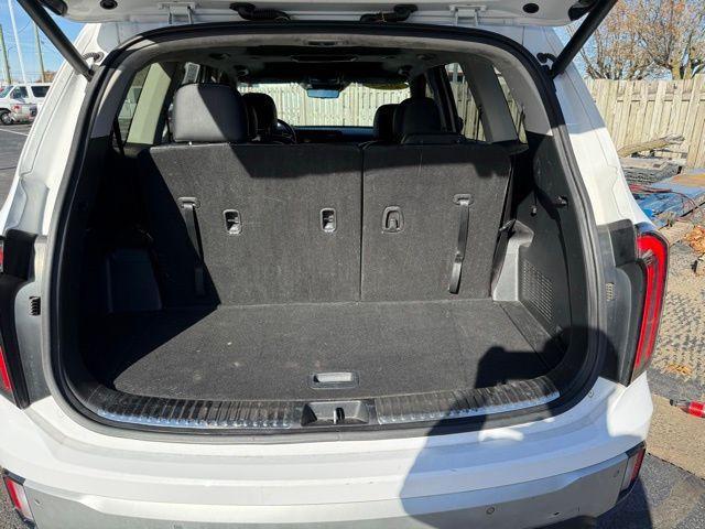 used 2024 Kia Telluride car, priced at $39,989