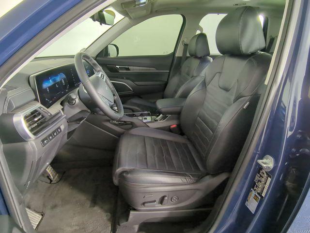 used 2023 Kia Telluride car, priced at $37,911