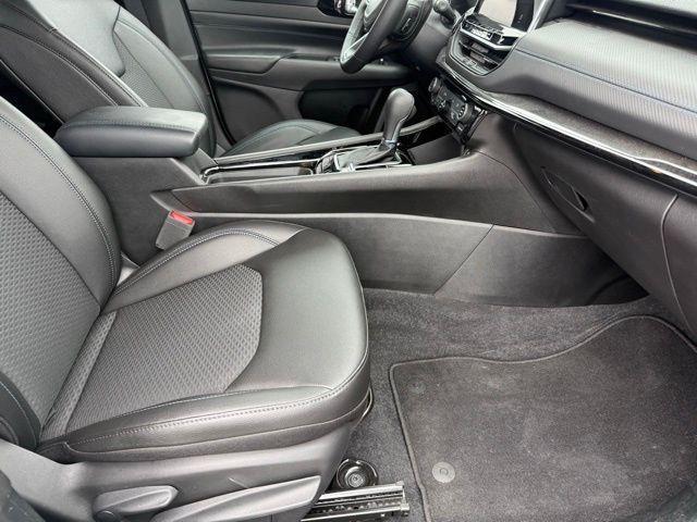 used 2025 Jeep Compass car, priced at $26,633