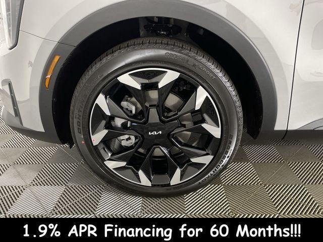 new 2025 Kia Sorento car, priced at $36,076