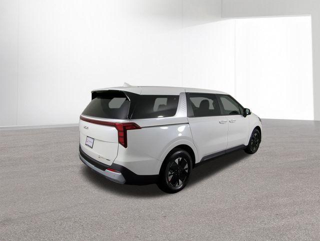 new 2025 Kia Carnival Hybrid car, priced at $42,293