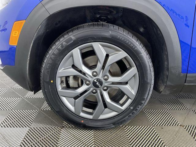 used 2024 Kia Seltos car, priced at $21,348