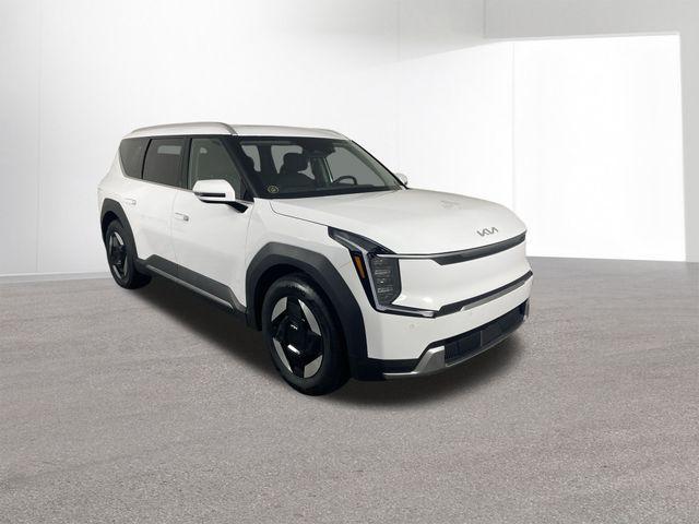 new 2025 Kia EV9 car, priced at $57,398