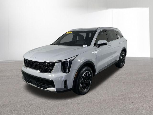 used 2025 Kia Sorento car, priced at $33,100