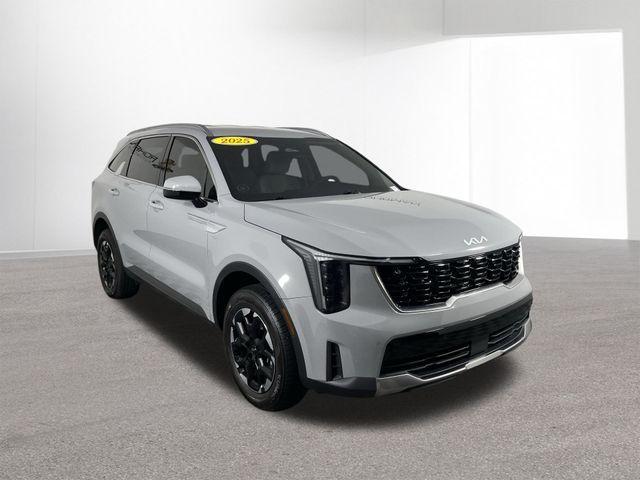 used 2025 Kia Sorento car, priced at $33,100