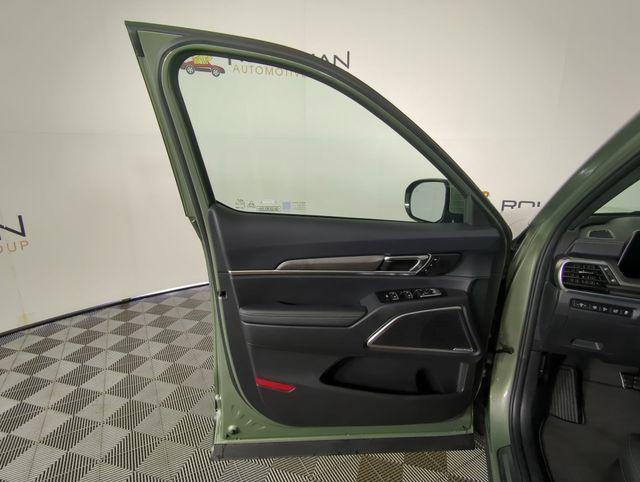 new 2025 Kia Telluride car, priced at $48,705