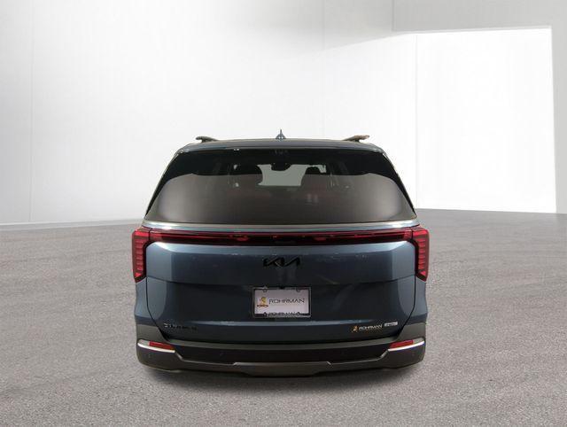 new 2025 Kia Carnival Hybrid car, priced at $53,733