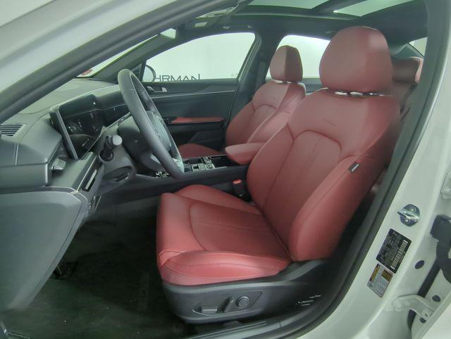 new 2025 Kia K5 car, priced at $31,576