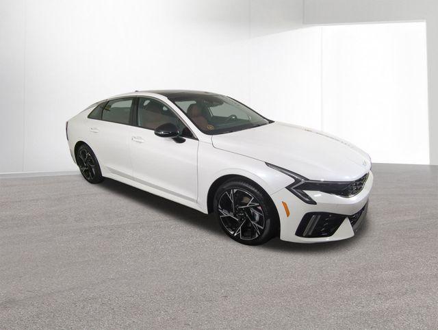 new 2025 Kia K5 car, priced at $31,576